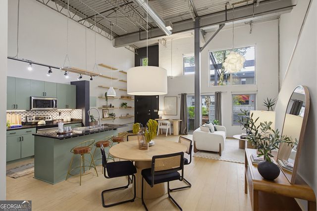 195 Arizona Avenue 121, Atlanta, GA 30307