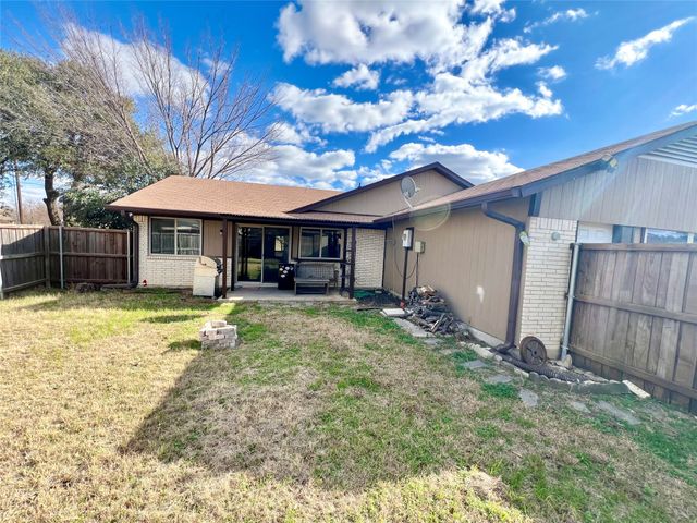 2805 Scott Mill Road, Carrollton, TX 75007