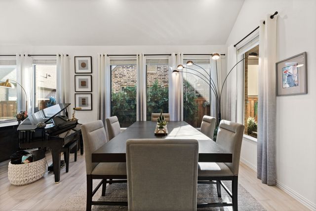 4726 Prairie Crest Lane, Arlington, TX 76005