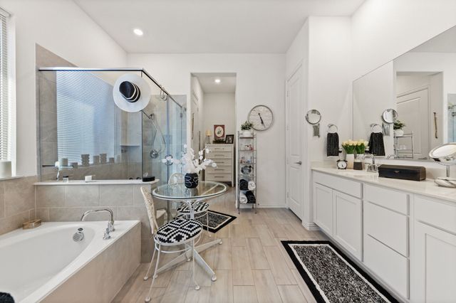 4726 Prairie Crest Lane, Arlington, TX 76005