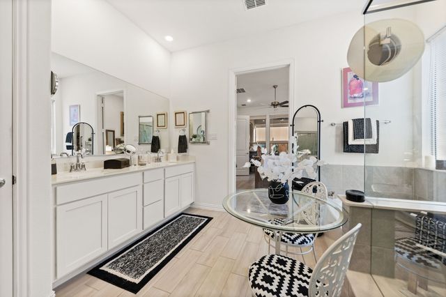 4726 Prairie Crest Lane, Arlington, TX 76005