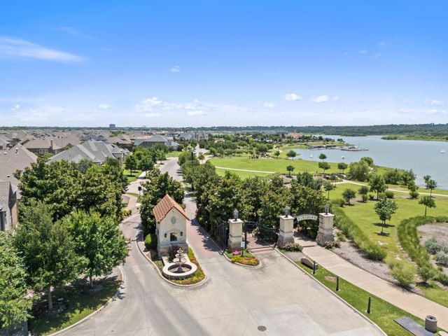 4726 Prairie Crest Lane, Arlington, TX 76005