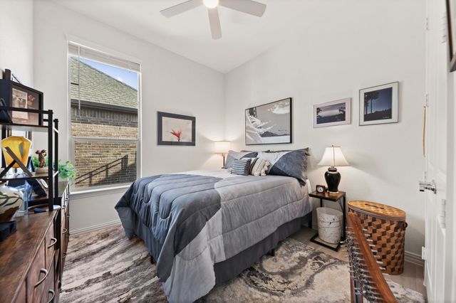 4726 Prairie Crest Lane, Arlington, TX 76005