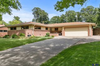 1610 Circle Drive, Lincoln, NE 68506