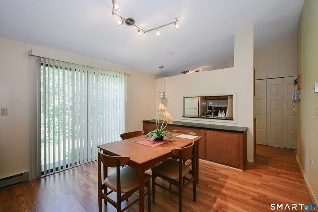 14 East Lake Drive, Middletown, CT 06457