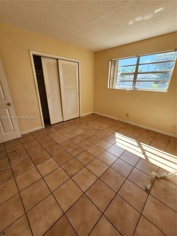 836 NW 2nd Ave 1, Fort Lauderdale, FL 33311