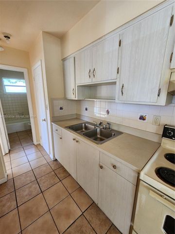 836 NW 2nd Ave 1, Fort Lauderdale, FL 33311