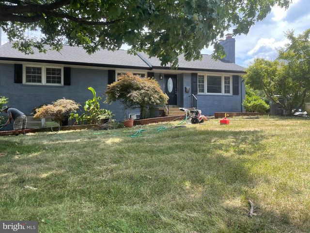 4617 N CHAMBLISS ST, Alexandria, VA 22312