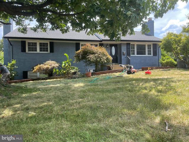 4617 N CHAMBLISS ST, Alexandria, VA 22312