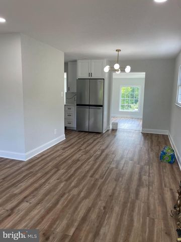 4617 N CHAMBLISS ST, Alexandria, VA 22312