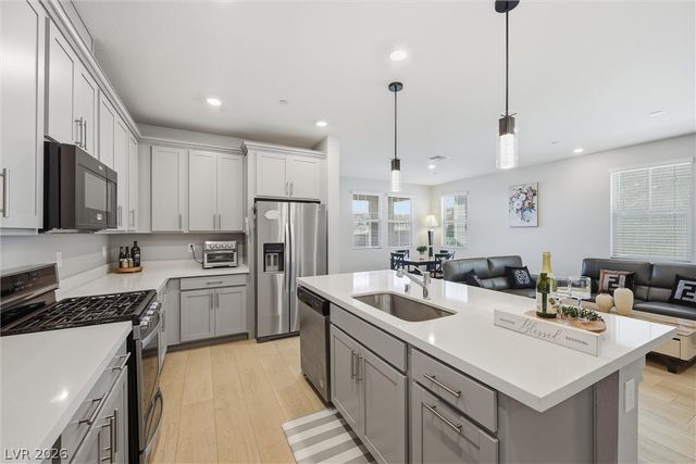 11561 Cedar Shore Avenue, Las Vegas, NV 89138