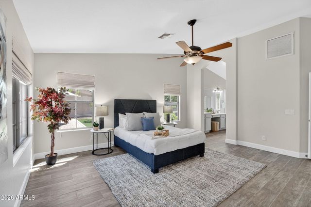 709 E PRESCOTT Drive, Chandler, AZ 85249