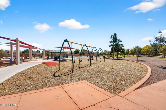 709 E PRESCOTT Drive, Chandler, AZ 85249