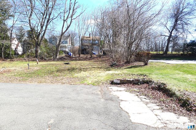 733 Broad Street, Meriden, CT 06450