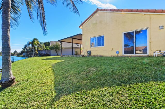 15141 Brighton Lane, Davie, FL 33331