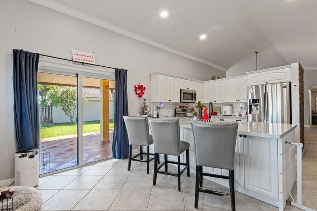 15141 Brighton Lane, Davie, FL 33331