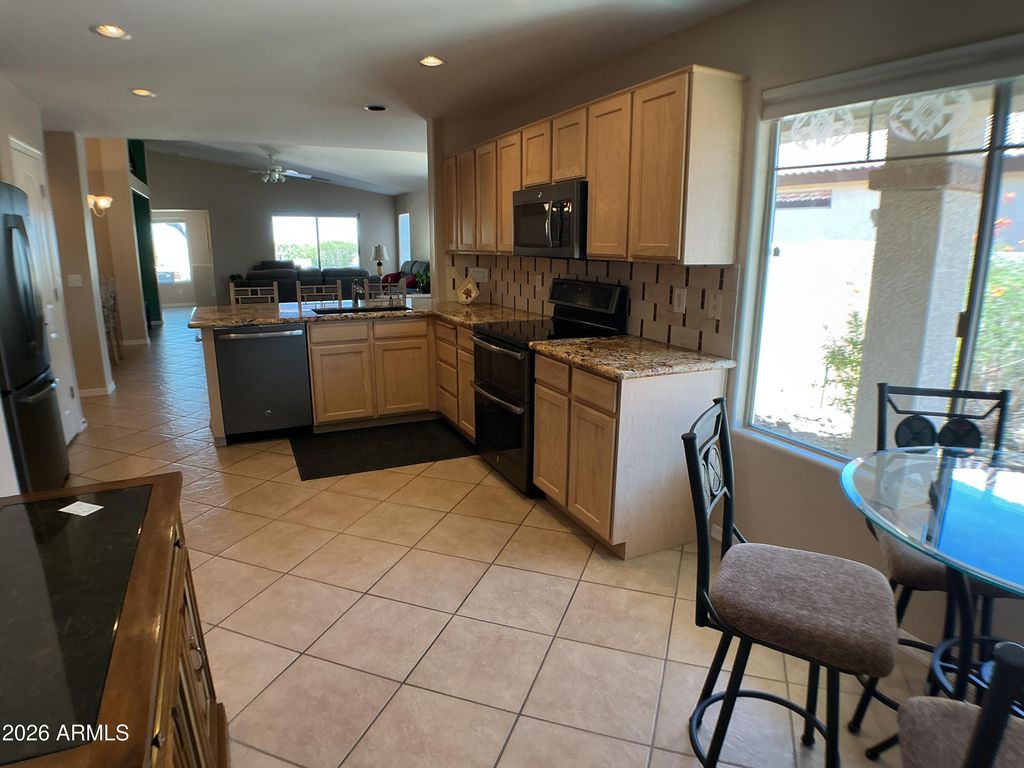 19320 N 110TH Lane, Peoria, AZ 85373 — photo 2