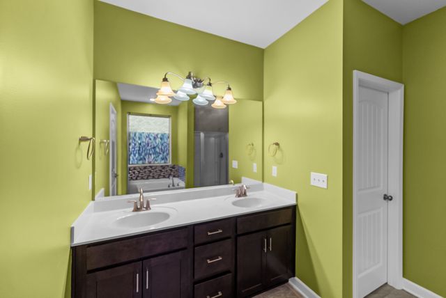 606 Green Meadow Ln, Smyrna, TN 37167