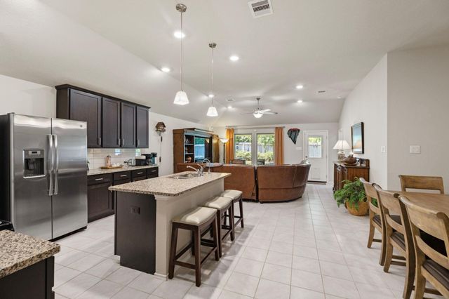 119 Rogerdale River Drive, Magnolia, TX 77354