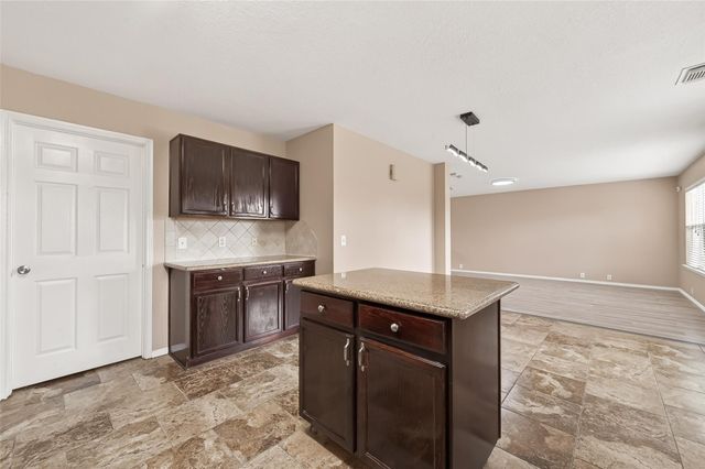 15007 Sugar Sands Drive, Sugar Land, TX 77498