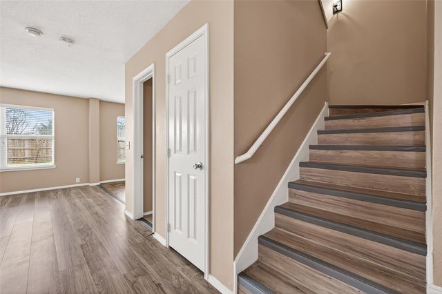 15007 Sugar Sands Drive, Sugar Land, TX 77498