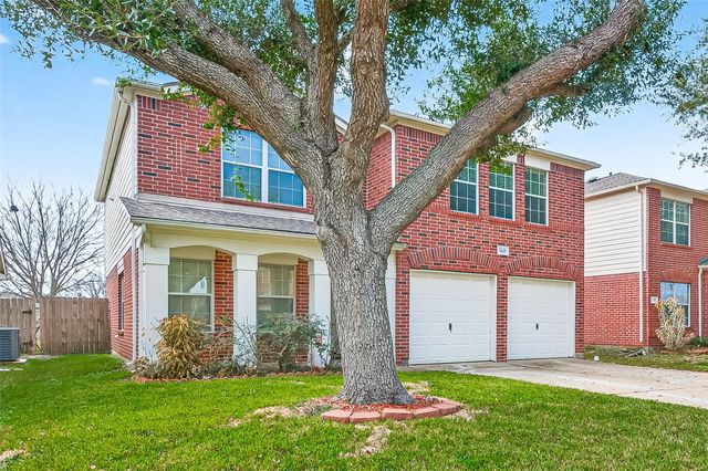 15007 Sugar Sands Drive, Sugar Land, TX 77498