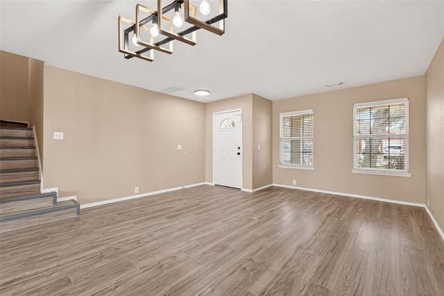 15007 Sugar Sands Drive, Sugar Land, TX 77498