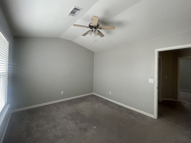 1040 Charlie Daniels Pkwy Apt 204, Mount Juliet, TN 37122