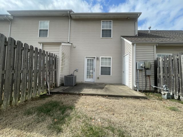 1040 Charlie Daniels Pkwy Apt 204, Mount Juliet, TN 37122