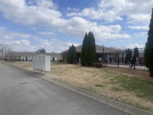 1040 Charlie Daniels Pkwy Apt 204, Mount Juliet, TN 37122