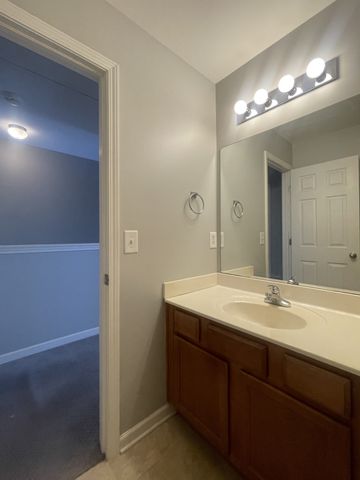 1040 Charlie Daniels Pkwy Apt 204, Mount Juliet, TN 37122