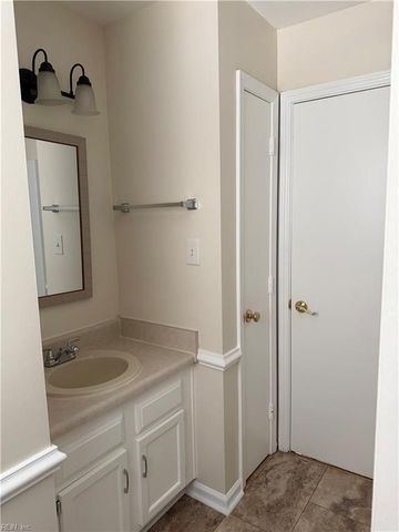 3339 Dietz DR, Chesapeake, VA 23323