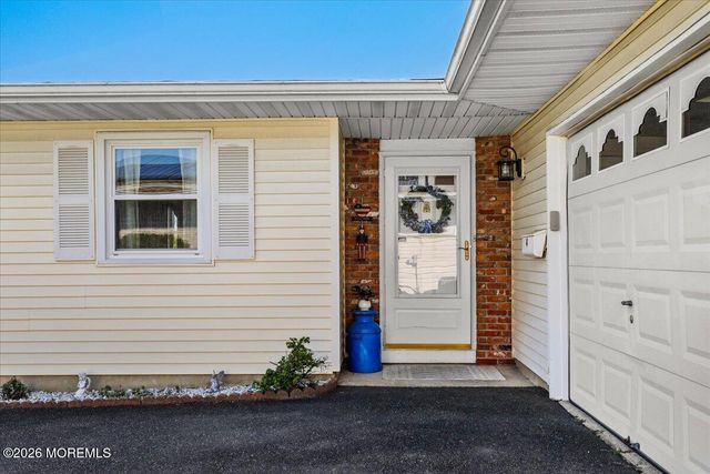 4 Phillips Road, Brick, NJ 08724