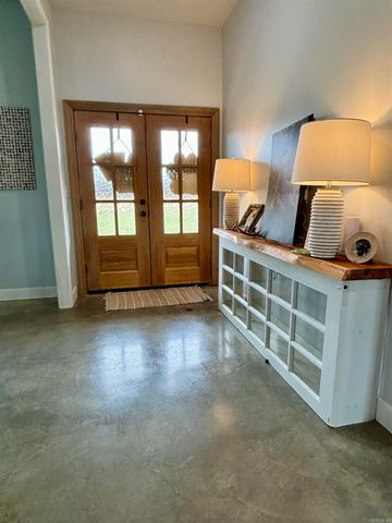 2110 Ponderosa Dr, Jonesboro, AR 72405