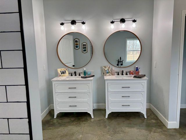 2110 Ponderosa Dr, Jonesboro, AR 72405