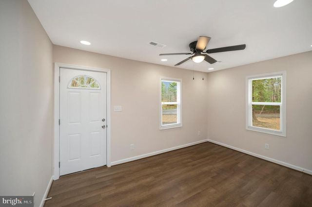 19493 LAKE ORANGE RD, Orange, VA 22960