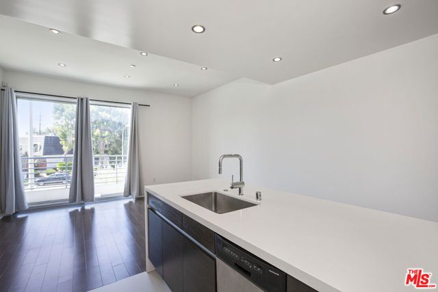 7857 W MANCHESTER Avenue 110, Playa Del Rey (los Angeles), CA 90293