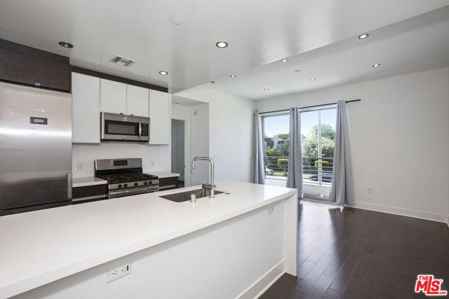 7857 W MANCHESTER Avenue 110, Playa Del Rey (los Angeles), CA 90293
