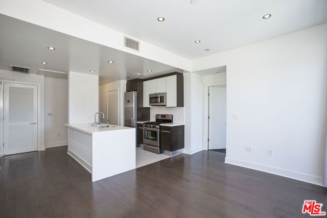 7857 W MANCHESTER Avenue 110, Playa Del Rey (los Angeles), CA 90293