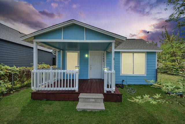 1109 Carver Street, Baytown, TX 77520