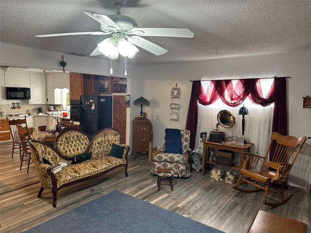 404 W Pioneer Street, Rising Star, TX 76471