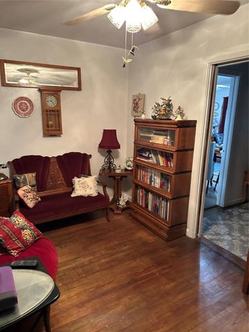 404 W Pioneer Street, Rising Star, TX 76471