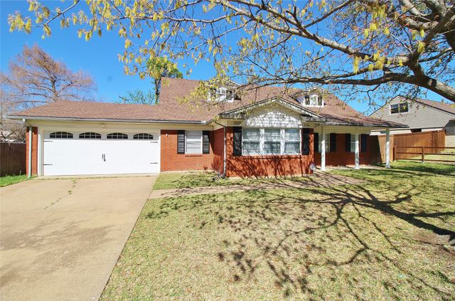 1309 Cochise Drive, Arlington, TX 76012