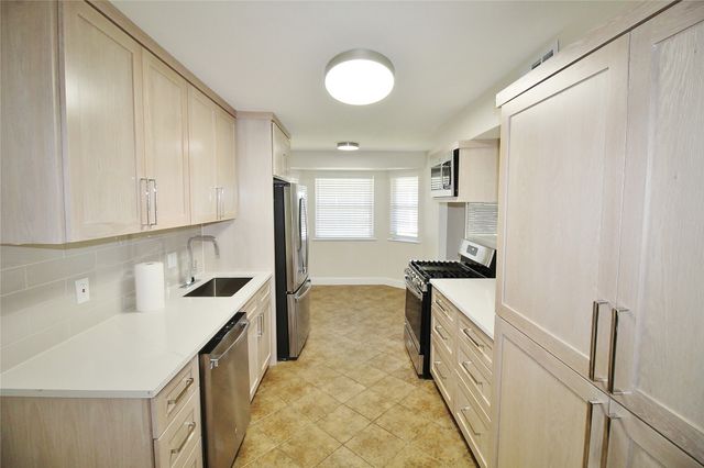 1309 Cochise Drive, Arlington, TX 76012