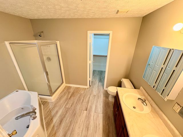 11110 Dura Drive, Indianapolis, IN 46229