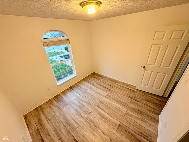 11110 Dura Drive, Indianapolis, IN 46229