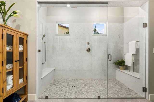 827 Lodge Way, Lincoln, CA 95648