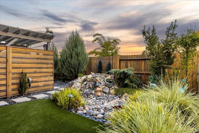 827 Lodge Way, Lincoln, CA 95648