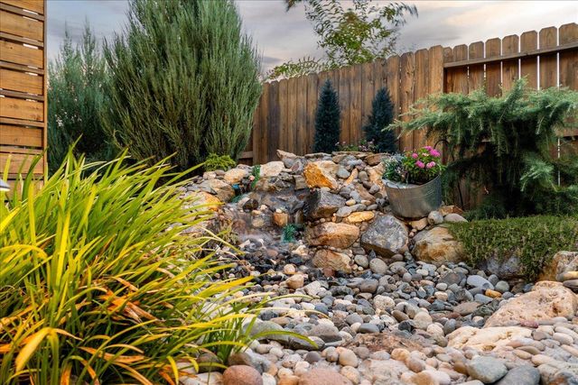 827 Lodge Way, Lincoln, CA 95648