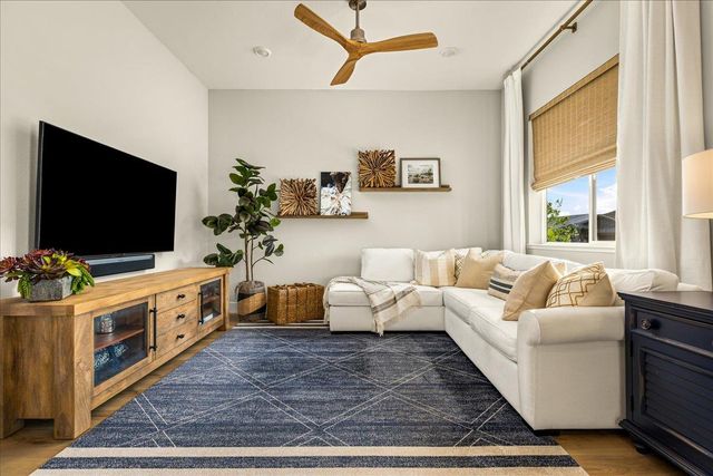827 Lodge Way, Lincoln, CA 95648